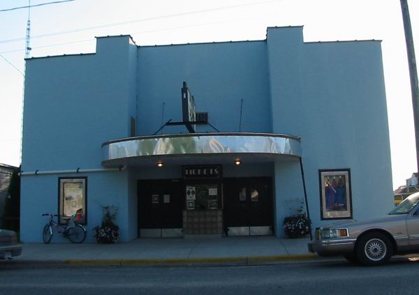 Crystal Theatre (Crystal Box Office Theater) - Recent Shot (newer photo)